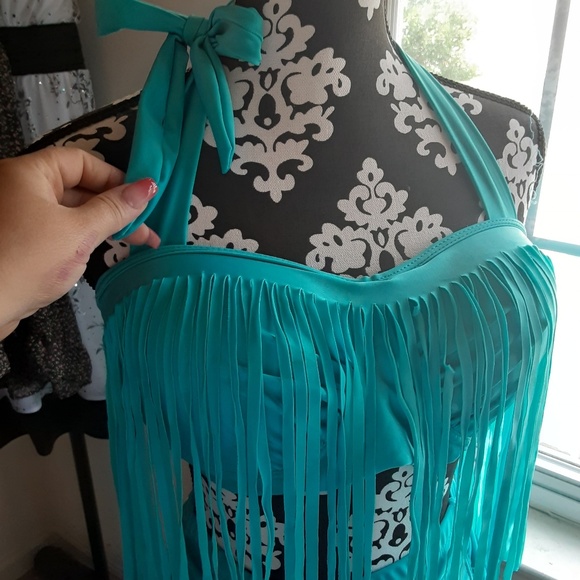 ๐งโโ๏ธ๐Plus Size Fringe 2 piece- High Wasted๐๐งโโ - Picture 3 of 5